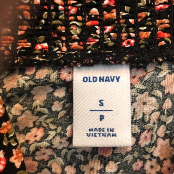 NWT Old Navy floral dress ruched back size small - Picture 6 of 6